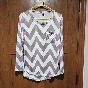 Chevron Patterned Long Sleeve Top